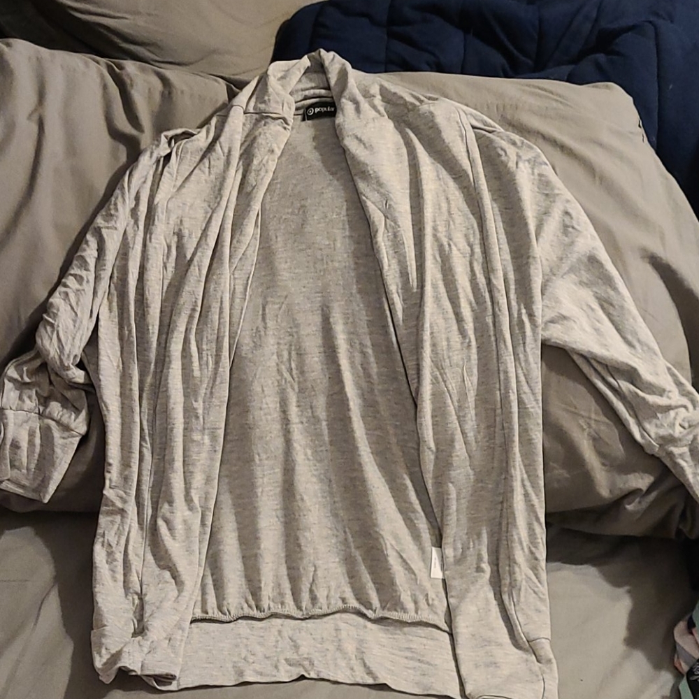 Medium Sleeve Sweater